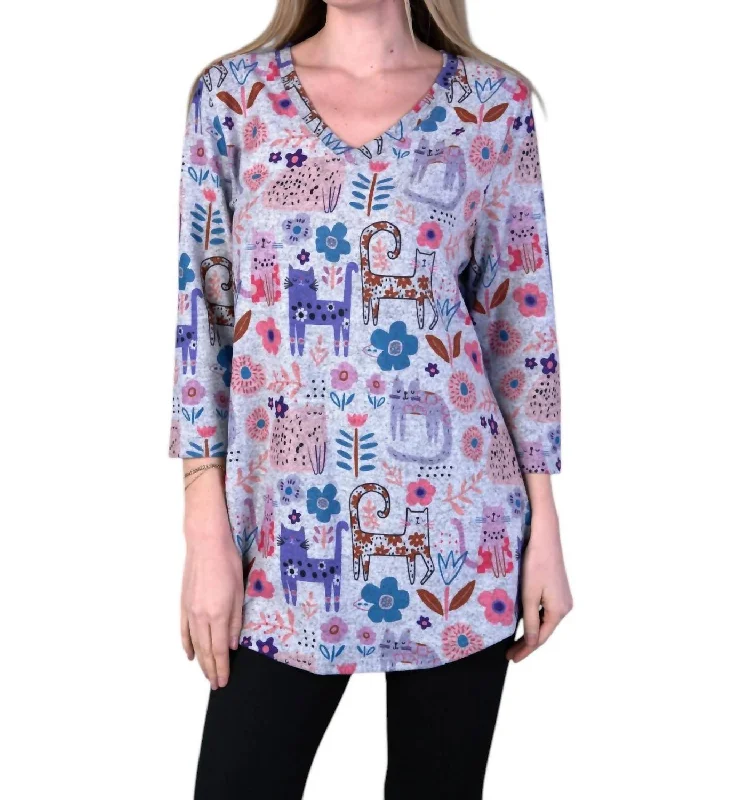 Cats V-Neck Fleece Top In Multi Color